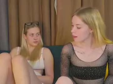 Chaturbate sayselena is Freechat sayselena — Goal: French kiss #18 #bigboobs #lovense #blonde #young - Next Goal: Doggy