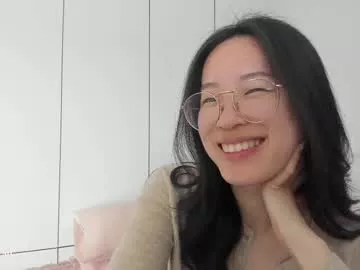 Freechat secretgirlfriendxo on Chaturbate