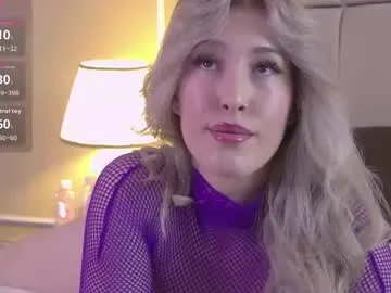 serena_bennet — hot strip and sloppy blowjob #blowjob #stockings #blonde #bigass #fuckmachine [404 tokens remaining]