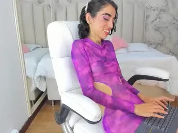 Freechat shantal_thompson21 on Chaturbate