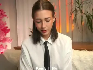 Freechat signehinz on Chaturbate