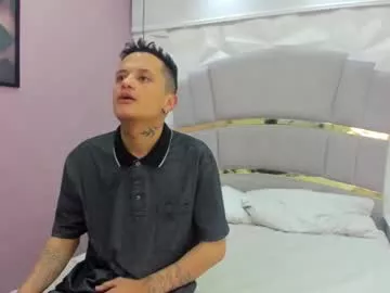 Freechat skinnyzeth on Chaturbate