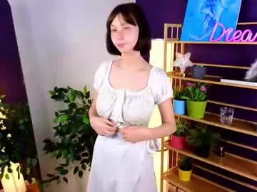 Freechat skyemcguire on Chaturbate