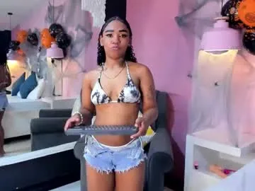 Freechat skylerbloom on Chaturbate