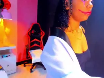 Freechat skylerbloom on Chaturbate