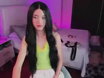 Freechat sophiecornett on Chaturbate