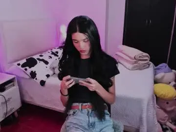 Freechat sophiecornett on Chaturbate