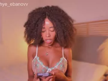 Freechat sophye_ebanov on Chaturbate