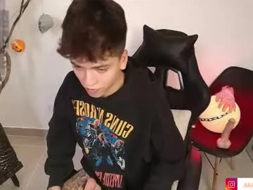 Freechat stev_austin_ on Chaturbate