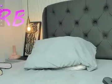 Freechat suzetmonaco on Chaturbate