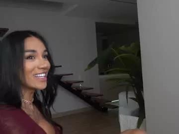 Naked Room sweetlaurasaenz 