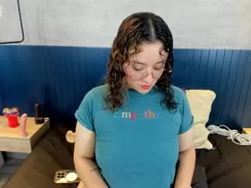 tarablack_ — GOAL: Out and bounced tits [80 tokens remaining] Welcome to my room! #bbw #bigtits #cum #bbc #deeptroath