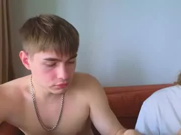 Freechat tenderlovesss on Chaturbate