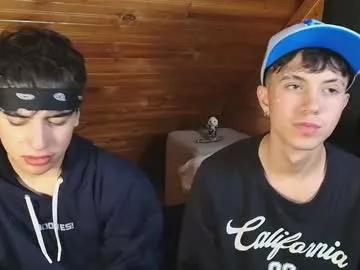 Naked Room thiago_n_sam 