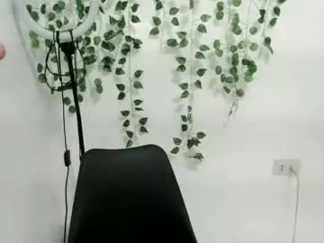 tiwang_wang — Your new loving pinay is here lets make love and cum #new #asian #pinay #wifematerial #squirt [3333 tokens remaining]