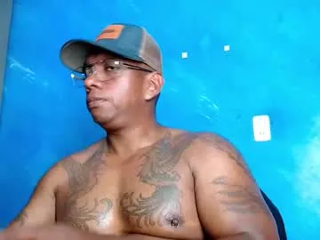 tom_miller — #flex, / #master, / #bigcock, / #submissive, / #slave, / #bigcum [499 tokens remaining]