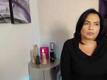 Freechat tugochita on Chaturbate