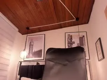 Freechat tylla_ on Chaturbate