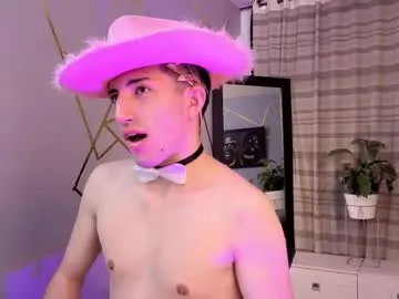 Freechat un_sluttyy on Chaturbate