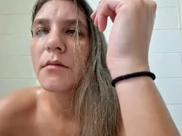 Freechat valerierayne13 on Chaturbate