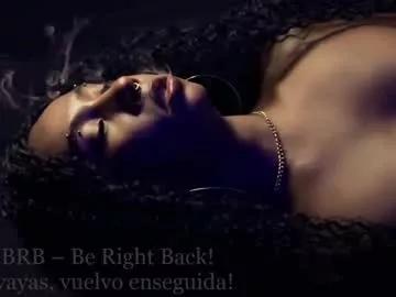 Naked Room wayuu_goddess 