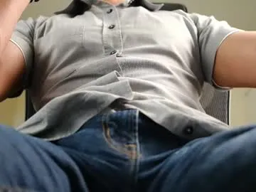 Private xavierloyd3 on Chaturbate