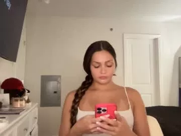 Freechat xoharperr on Chaturbate