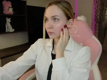 Chaturbate xxxhoneyxx is Freechat xxxhoneyxx — I am back Pvt open ~ Roll the dice 95tkns| #young , #daddy , #prvt