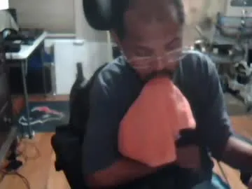 Chaturbate xxxonwheelz is Freechat xxxonwheelz — Thicciest Handicap Dicc On CB cum let me show you how this wheelchair dicc work tip me please #wheelchair #cockflash #tease #ebony #straight