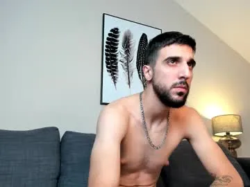 Freechat zeyn_edwards on Chaturbate