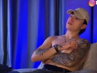 ares_dickson from Flirt4Free