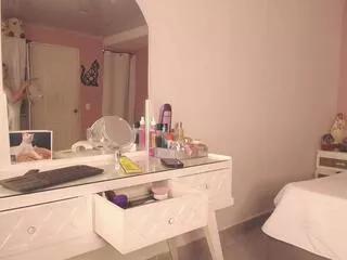 christine_fox from Flirt4Free