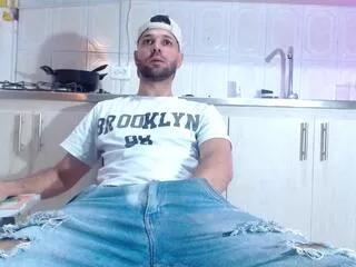 crristhian_white from Flirt4Free