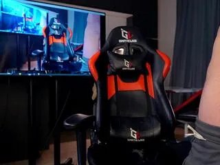 daniel_kraig — Freechat on Flirt4Free