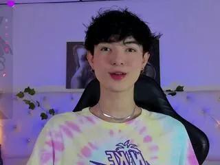 elliot_soleil from Flirt4Free