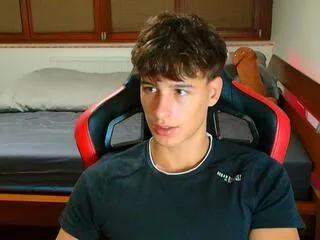 jamie_chu from Flirt4Free