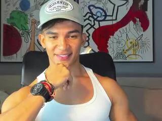 jeyko_black from Flirt4Free