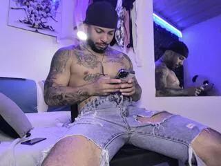 leenar_key from Flirt4Free