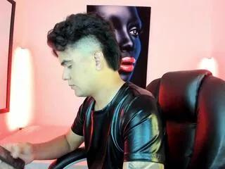 lenyn_max from Flirt4Free