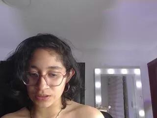 lilii_gomez from Flirt4Free