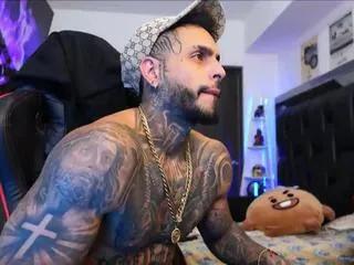 logan_hugh from Flirt4Free