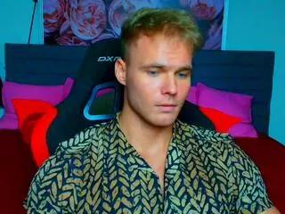 robin_rieff from Flirt4Free