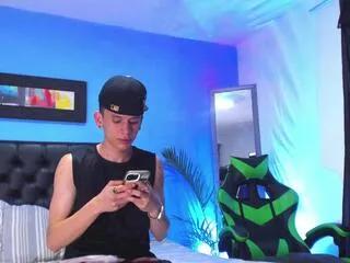 rogers_fleter from Flirt4Free
