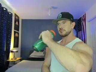 scott_alpha from Flirt4Free