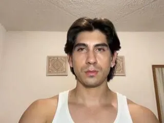 travis_thunder