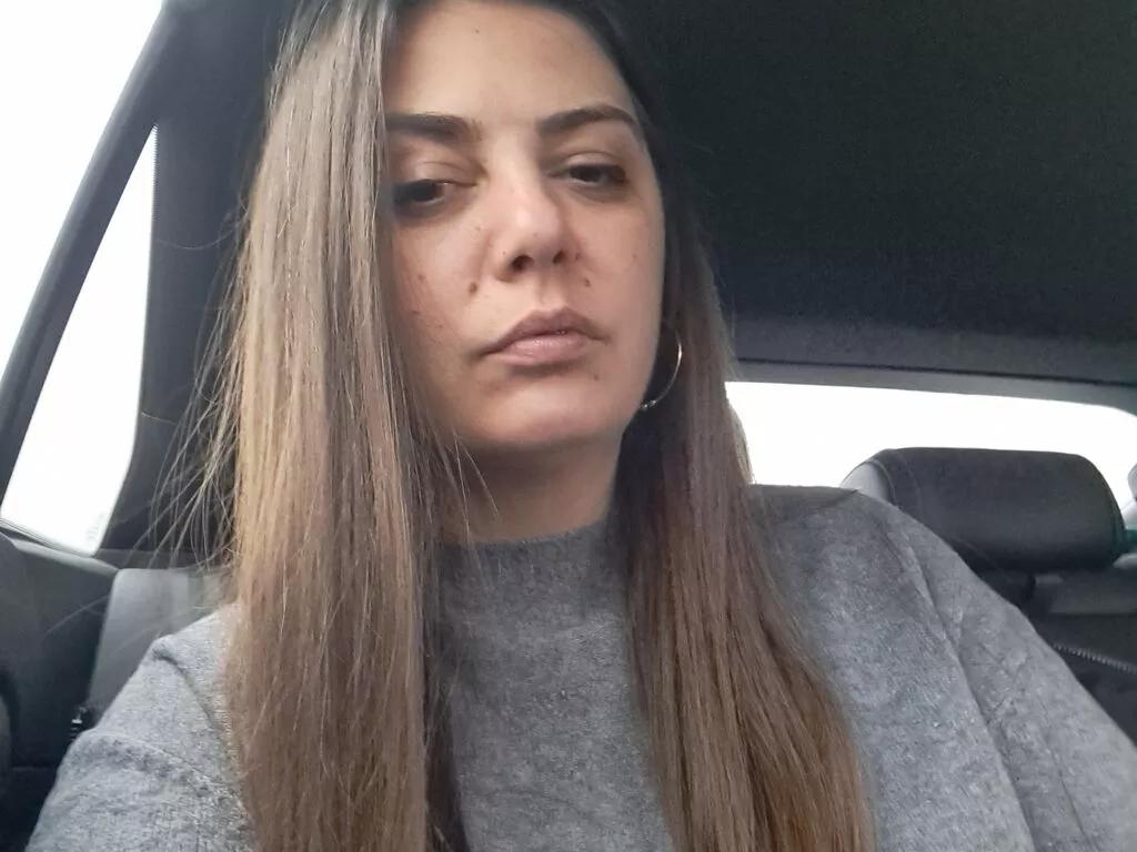 AryaMalone from LiveJasmin