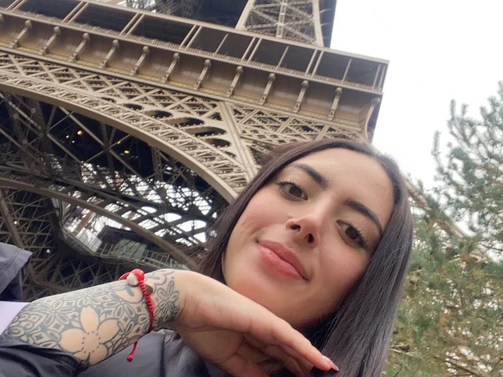 CamilaAzull from LiveJasmin
