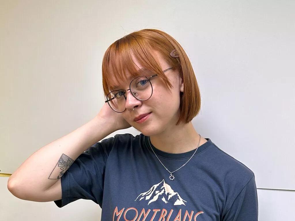 DarlineBeamer from LiveJasmin