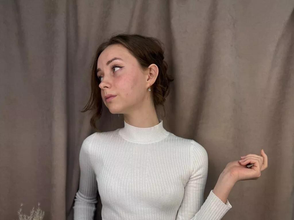 IvanaVisalli from LiveJasmin