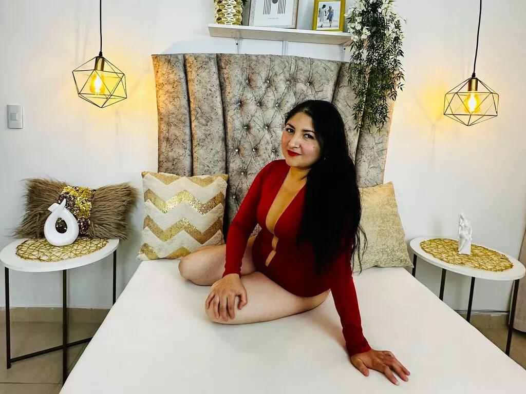 JasmineCrislee from LiveJasmin